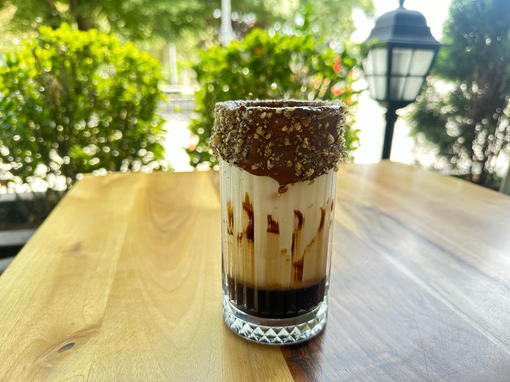 Egeli Sütlü Cocktail